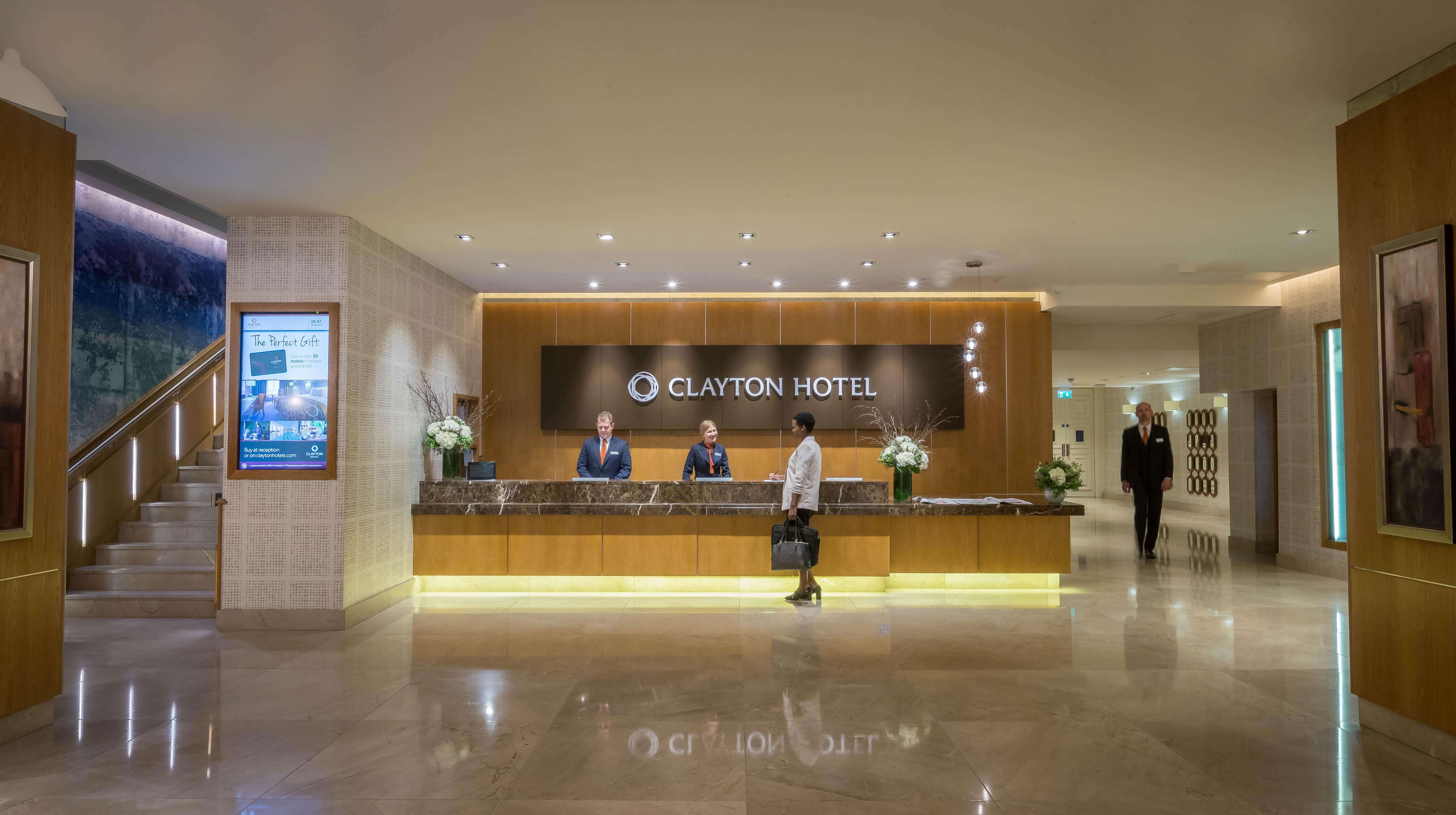 Clayton Hotel Burlington Road Dublin Exterior foto